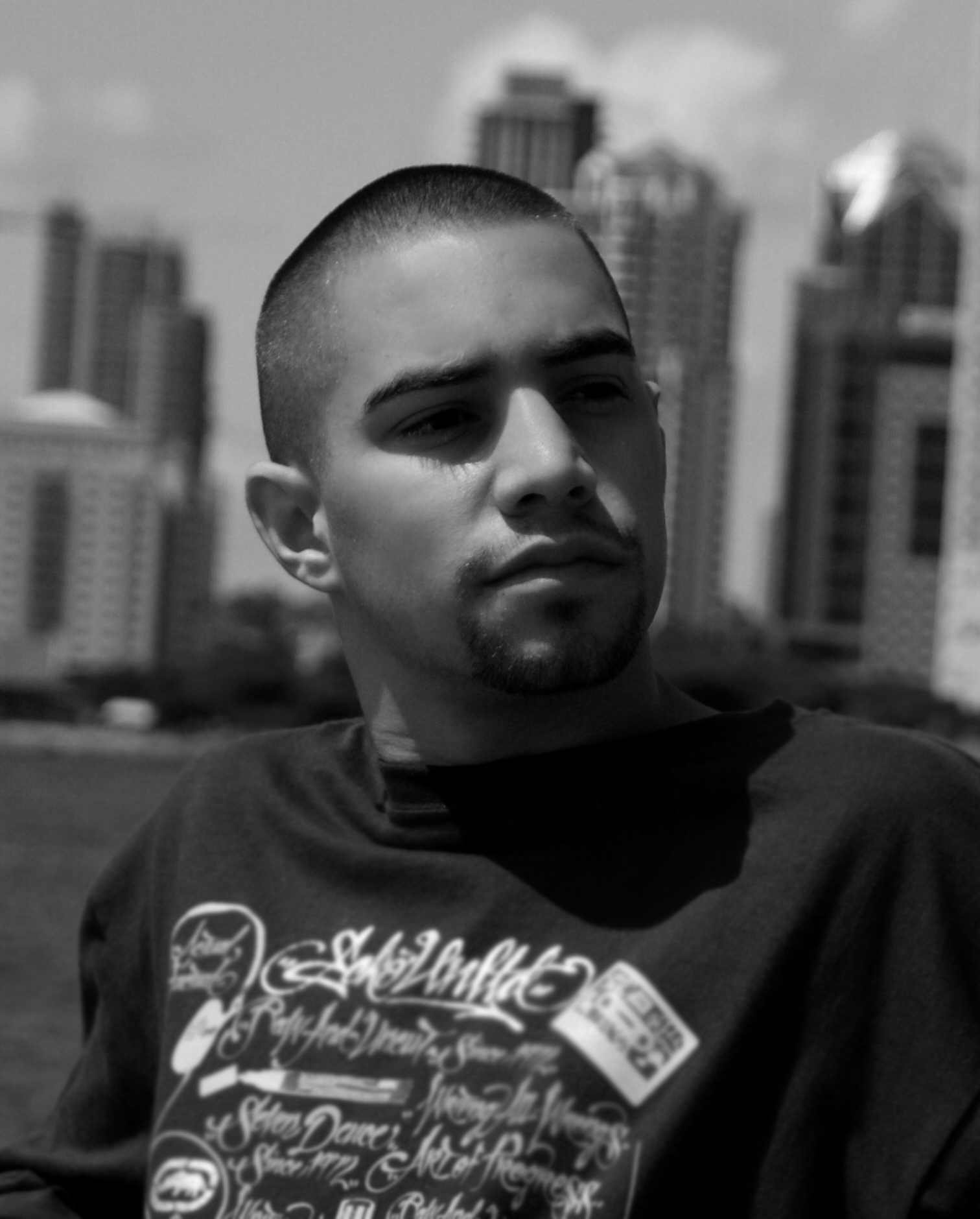 Jo-E the MasterMind Hyphenate